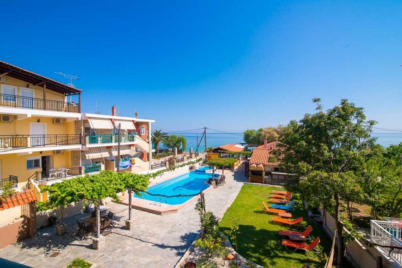 Apartment Christos Limenaria Exterior photo